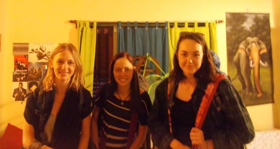 Calcutta Backpackers Homestay -Only For Backpackers & Travellers Eksteriør billede
