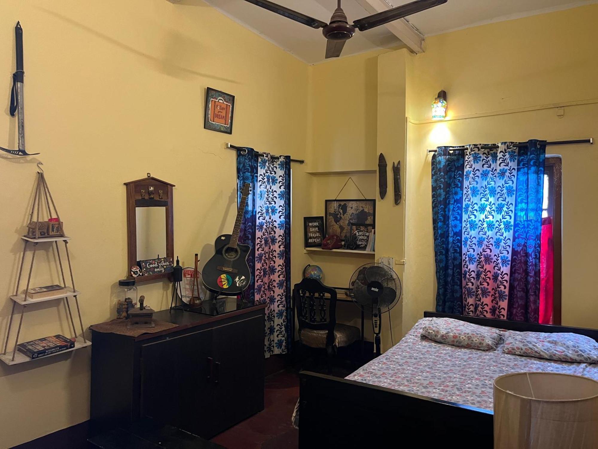 Calcutta Backpackers Homestay -Only For Backpackers & Travellers Eksteriør billede